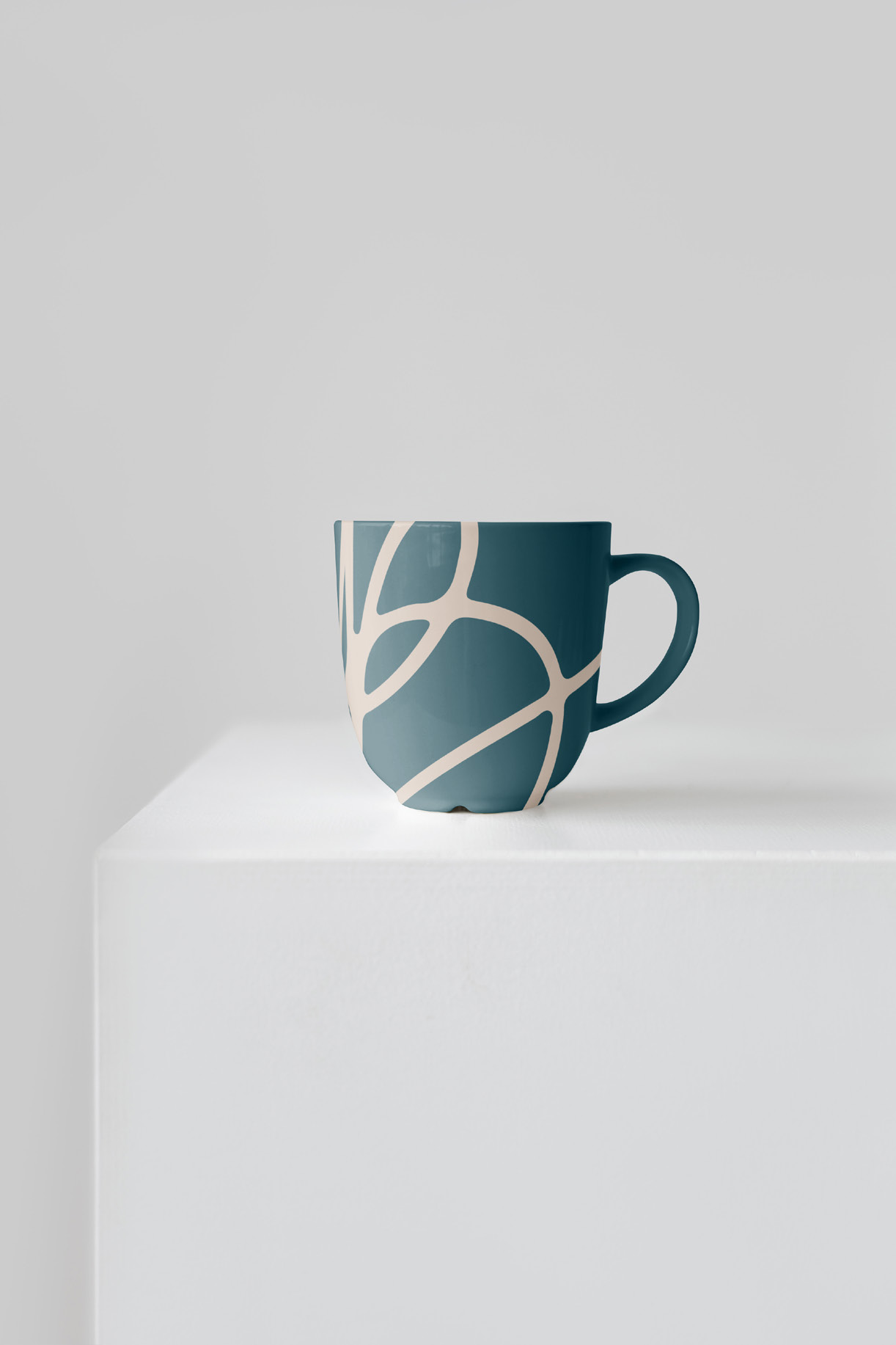 Caneca com a identidade visual do Dr. Bruno Fernandes